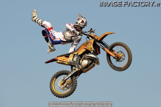 2009-10-04 Franciacorta - Motocross delle Nazioni 0942 Free style show